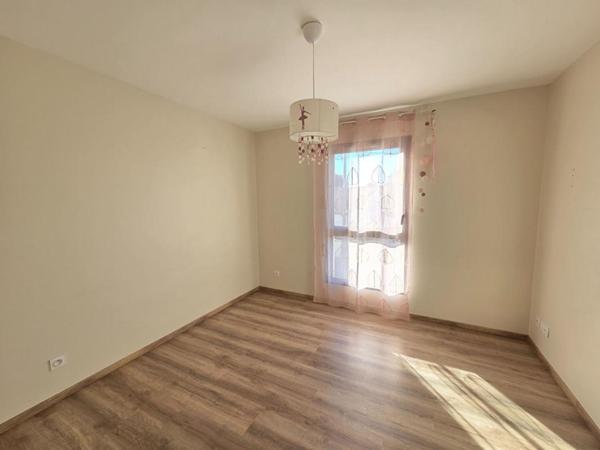 Maison Montelimar 5 pièce(s) 146 m2