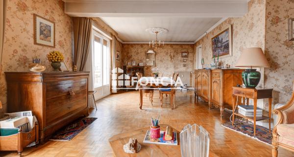 À vendre Appartement 4 pièces 99.45 m² - Reims 51100