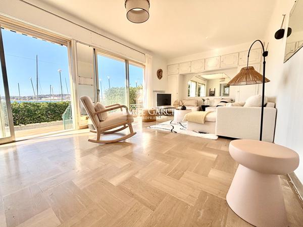 À vendre - La Seyne sur Mer - Anse des Sablettes| Maison de pêcheur les pieds dans l'eau - 126 m²