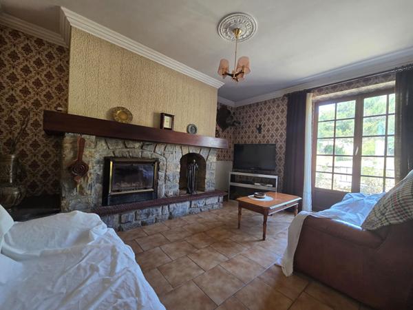 Maison en pierres Espéraza 7 pièce(s)