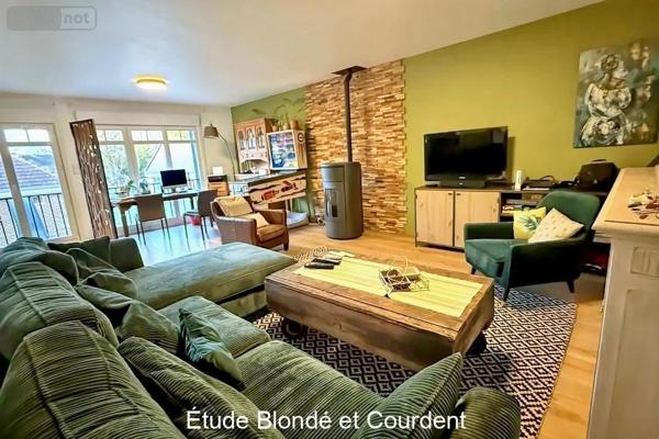 Maison de ville à vendre à Steenvoorde dans le Nord (59114), ref : H9631   
Centre ville