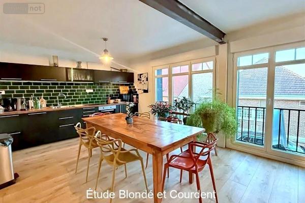 Maison de ville à vendre à Steenvoorde dans le Nord (59114), ref : H9631   
Centre ville