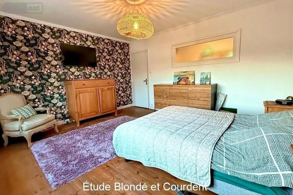 Maison de ville à vendre à Steenvoorde dans le Nord (59114), ref : H9631   
Centre ville