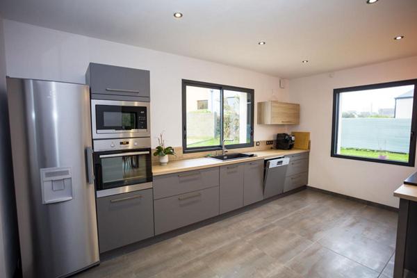 Maison contemporaine avec studio indépendant à 200 m de la plage, L'Armor-Pleubian (Presqu'île Sauvage)