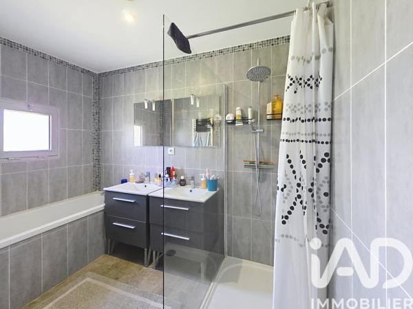 Maison à vendre 5 pièces 129 m² Bernis