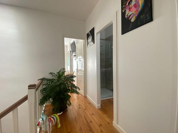 Vente
                Maison112,5 m² - 5 Pièces -
                    ROYAN (17200)