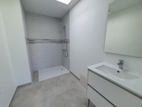 GUIDEL : Maison neuve avec vie de plain-pied
