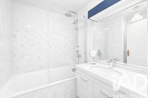 Appartement à vendre 3 pièces 94 m² Courbevoie