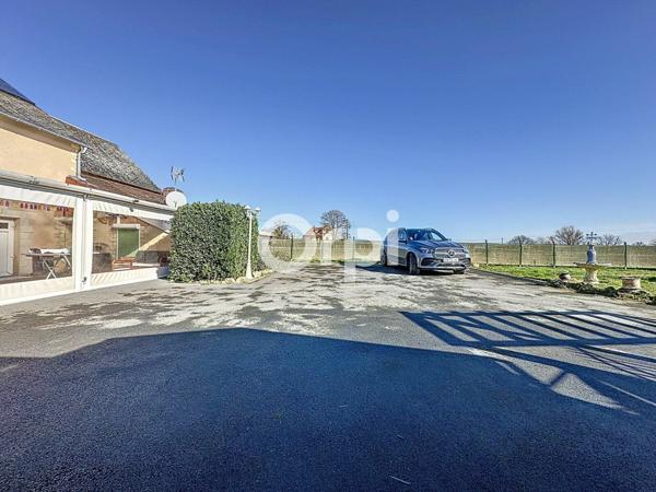 Maison à vendre    6 pièces •  Arpheuilles-Saint-Priest