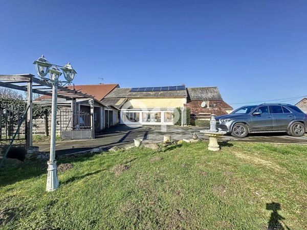 Maison à vendre    6 pièces •  Arpheuilles-Saint-Priest