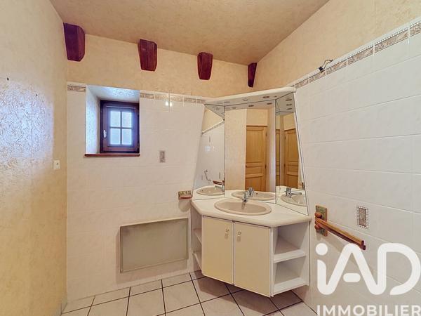 Maison à vendre 4 pièces 130 m² Saint-Chély-d'Apcher