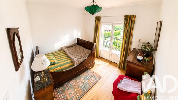 Maison à vendre 6 pièces 145 m² Pessac