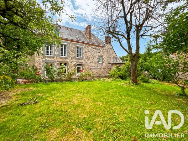 Maison à vendre 8 pièces 159 m² Bais