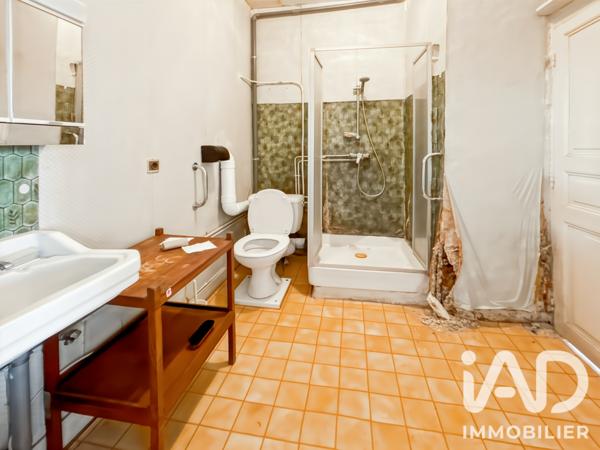 Maison à vendre 8 pièces 159 m² Bais