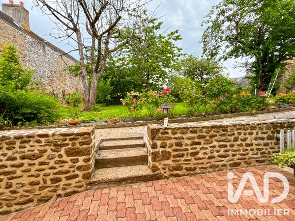 Maison à vendre 8 pièces 159 m² Bais