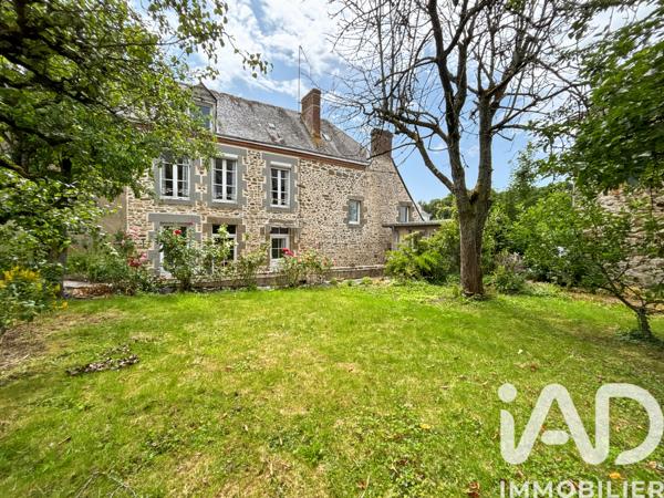 Maison à vendre 8 pièces 159 m² Bais