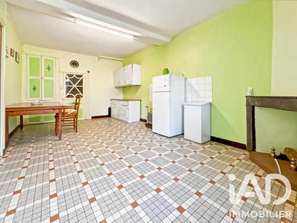 Maison à vendre 8 pièces 159 m² Bais