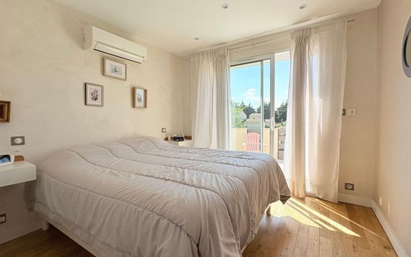 Maison à vendre    6 pièces •  Aramon