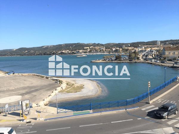 Location Studio meublé 15.18 m² - 5 QUAI MAURICE TESSE Martigues 13500