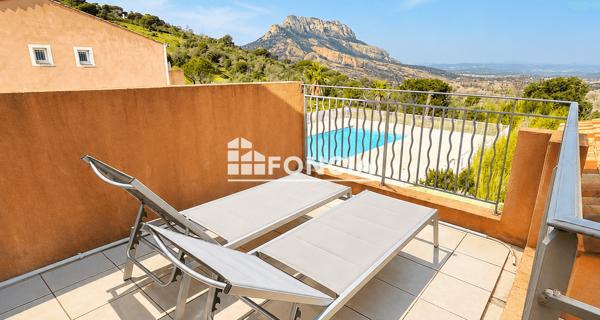 À vendre Maison 5 pièces 110.5 m² - Roquebrune-sur-argens 83520