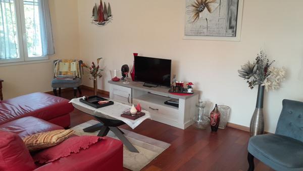 ROCHEFORT - Maison de  plain-pied  - 3 chambres - 2 garages - jardin