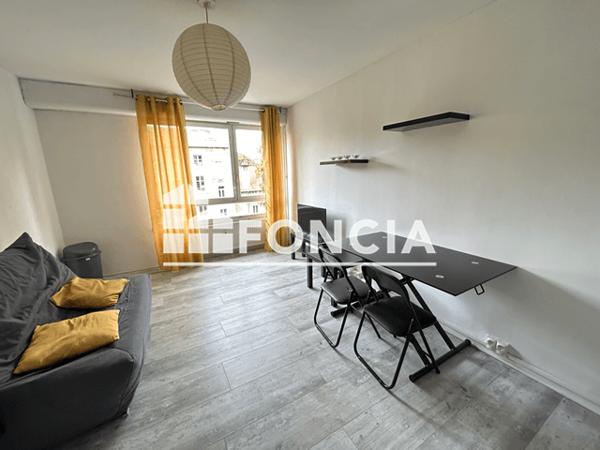 Location Studio meublé 22.89 m² - 15 RUE JACQUINOT Nancy 54000
