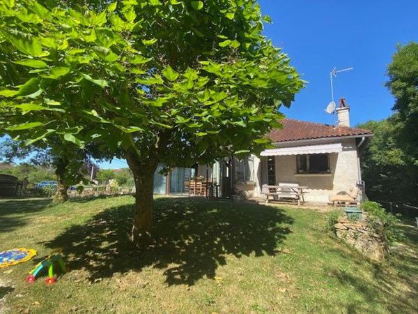 Sainte CROIX - Maison 132 m² habitables - 4 chambres - Dépendance