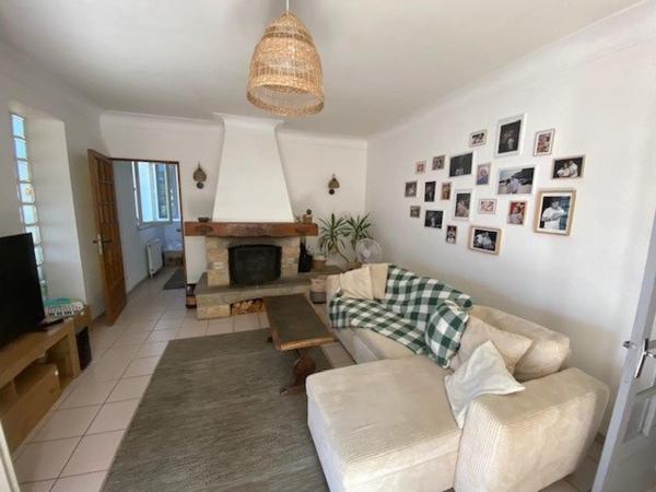 Sainte CROIX - Maison 132 m² habitables - 4 chambres - Dépendance