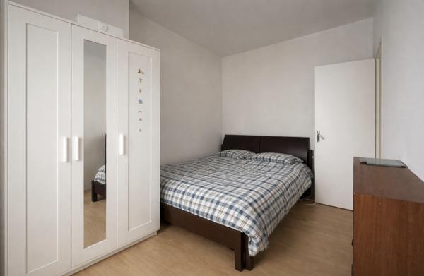 Appartement 3 pièces, 2 chambres situé rue de Tocqueville 75017 Paris, au 1er étage/4