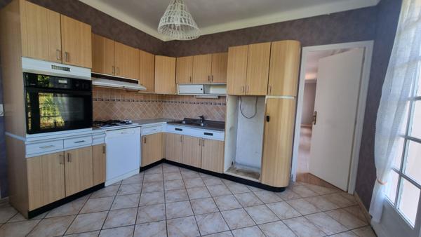 Maison Sautron 105 m2 - sous sol complet - gros potentiel