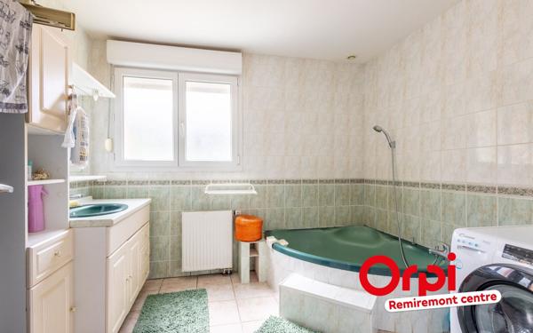 Maison à vendre    9 pièces • 225,31 m2 Le Syndicat