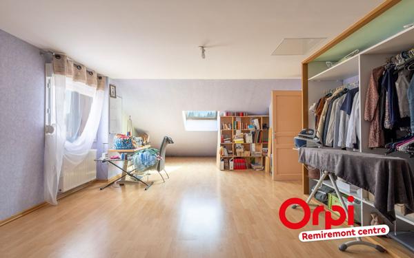 Maison à vendre    9 pièces • 225,31 m2 Le Syndicat