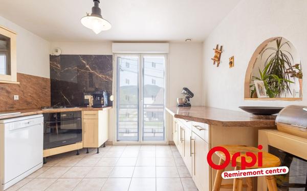 Maison à vendre    9 pièces • 225,31 m2 Le Syndicat