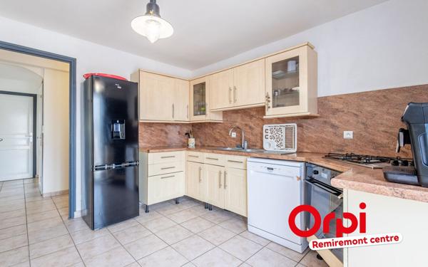 Maison à vendre    9 pièces • 225,31 m2 Le Syndicat