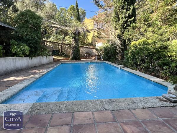 Maison à vendre 7 pièces 250m² Six-Fours-les-Plages (83140)