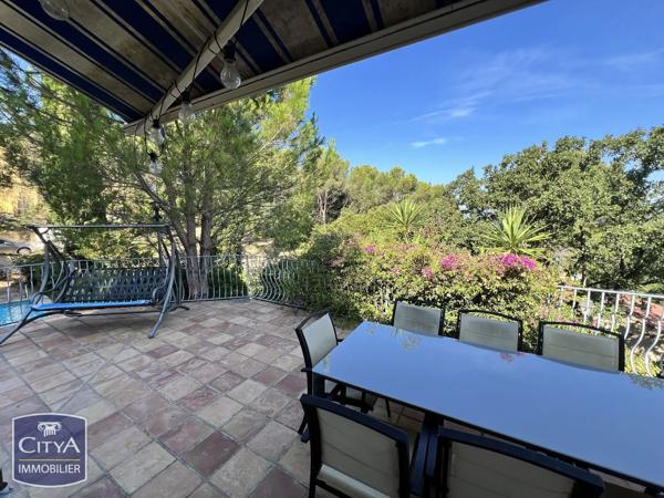 Maison à vendre 7 pièces 250m² Six-Fours-les-Plages (83140)