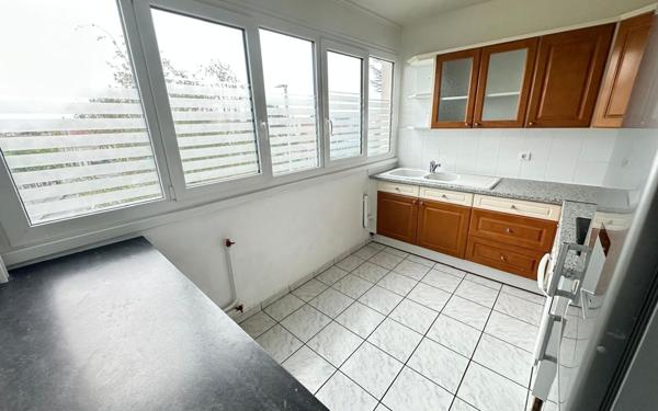 Appartement à vendre    2 pièces • 49,68 m2 Villemomble