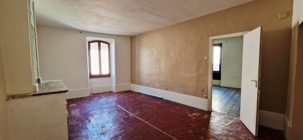 MAISON DE VILLAGE SAINT PAUL 3 CHATEAUX 26130 Saint-Paul-Trois-Châteaux (26130)