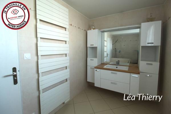 Maison à vendre 5 pièces de 216 m²