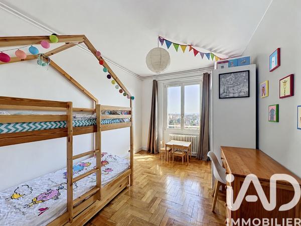 Appartement à vendre 3 pièces 67,96 m² Lyon 8