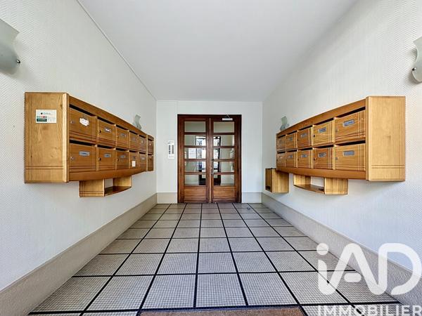 Appartement à vendre 3 pièces 67,96 m² Lyon 8