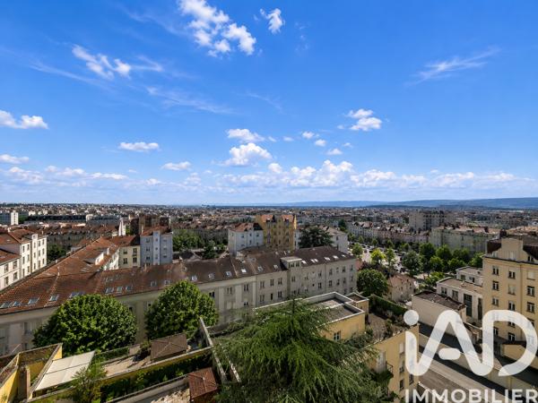 Appartement à vendre 3 pièces 67,96 m² Lyon 8