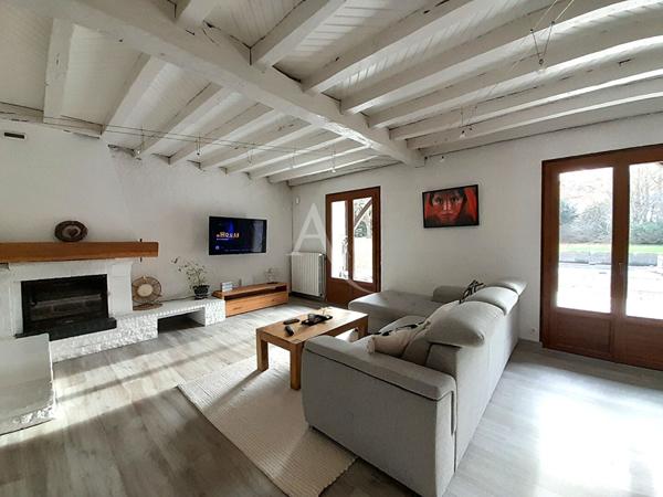 Jolie maison familiale avec parc arboré ? Saint-Gein