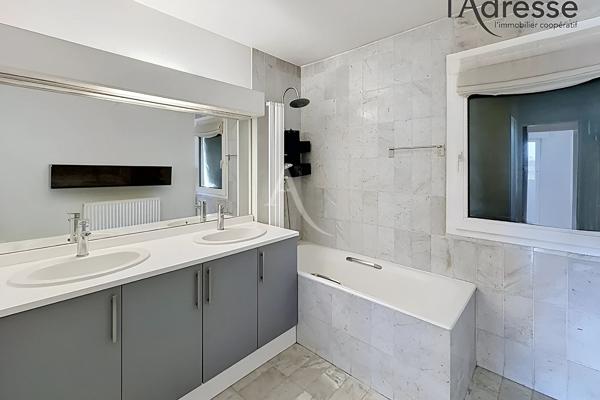 Appartement 5 pièces 137 m2 Rooftop de 70m²