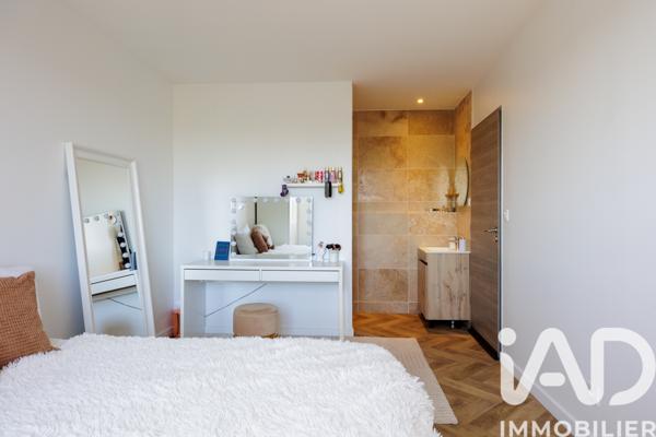 Maison à vendre 7 pièces 179 m² Cailloux-sur-Fontaines