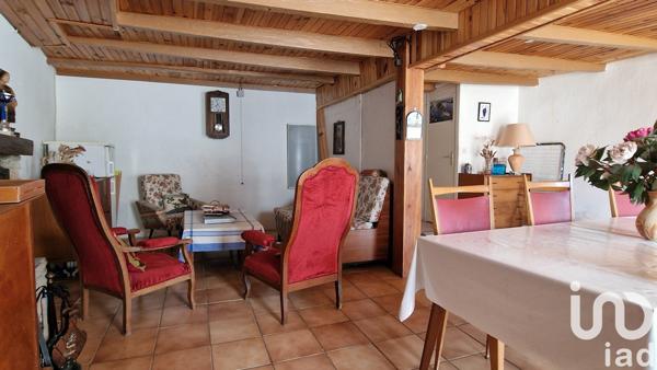 Maison traditionnelle 5 pièces de 105 m² à Saint-Gildas-de-Rhuys (56730)