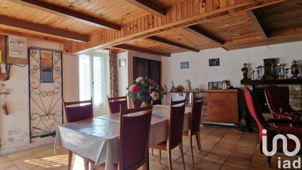 Maison traditionnelle 5 pièces de 105 m² à Saint-Gildas-de-Rhuys (56730)