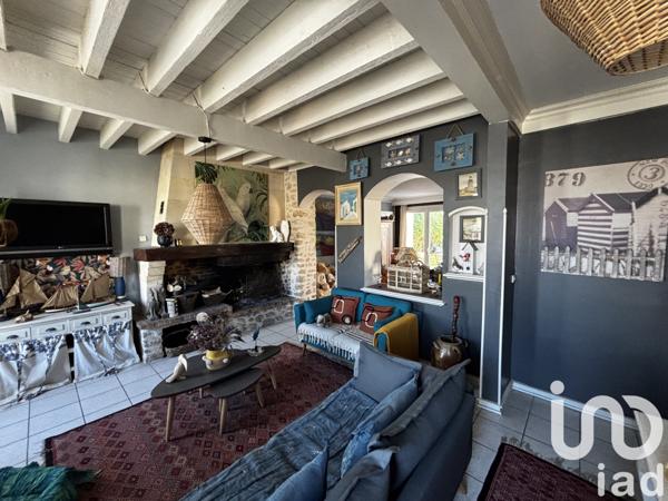 Maison à vendre 6 pièces 141 m² Saint-Loubès