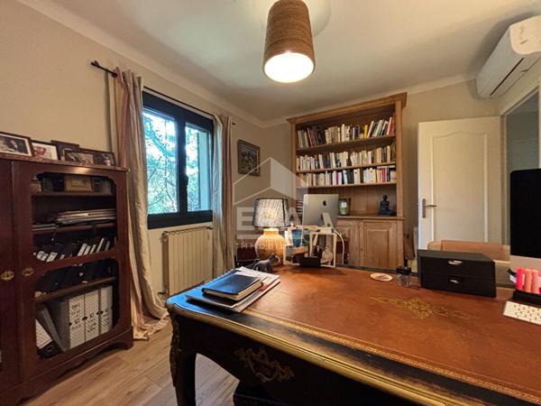 Maison Saint Remy De Provence 209 m2