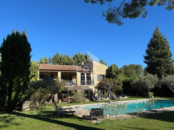 Maison Saint Remy De Provence 209 m2